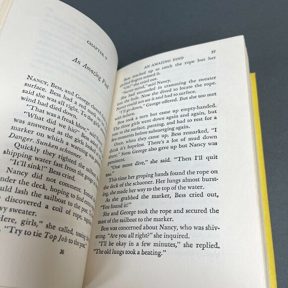 The Whispering Statue by Carolyn Keene Nancy Drew Mystery Stories - Picture 5 of 6